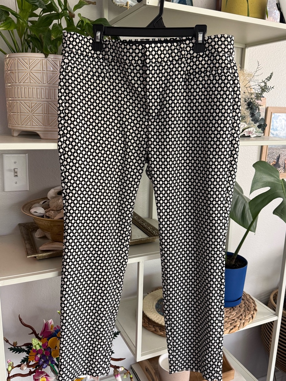 Banana Republic Black and White Patterned Sloan Crop Pants